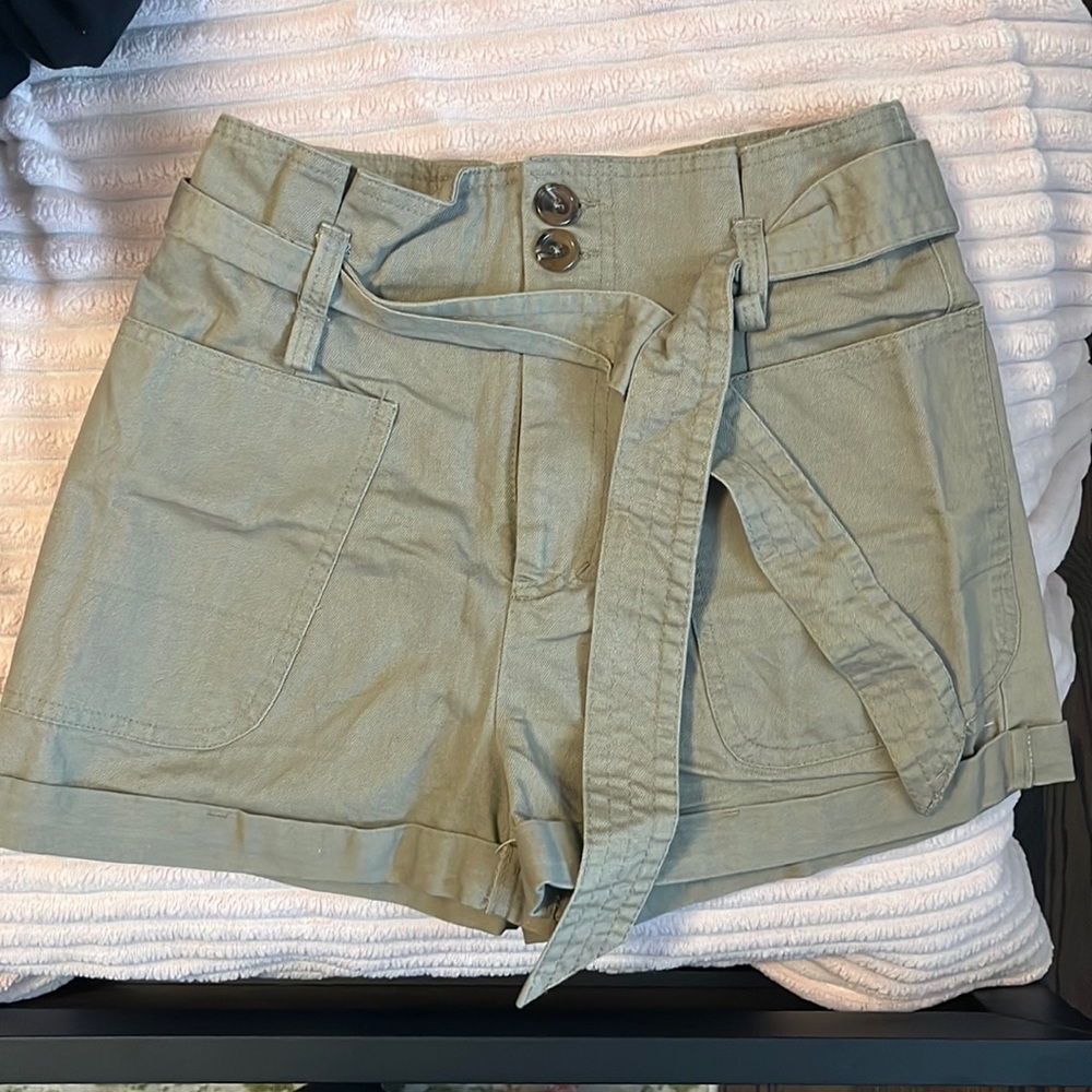 High Waisted Khaki Shorts